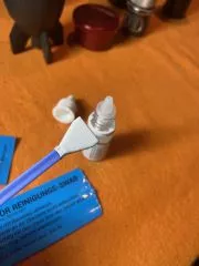 Fingerprint on the lens - Cleaning the lens