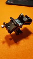 TS-Optics Dualer Sucherhalter - Parallel Sucherschuh fr zwei Sucher
