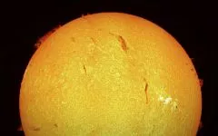 Experience and recordings with ACUTER Elite Phoenix 40 H-alpha solar telescope