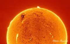 Experience and recordings with ACUTER Elite Phoenix 40 H-alpha solar telescope