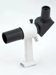 Rückläufer: SkyWatcher 6x30 Sucher 90° Einblick - seitenrichtig und aufrecht